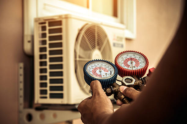 Professional Ductwork Repair technician working in Grand Island, NY